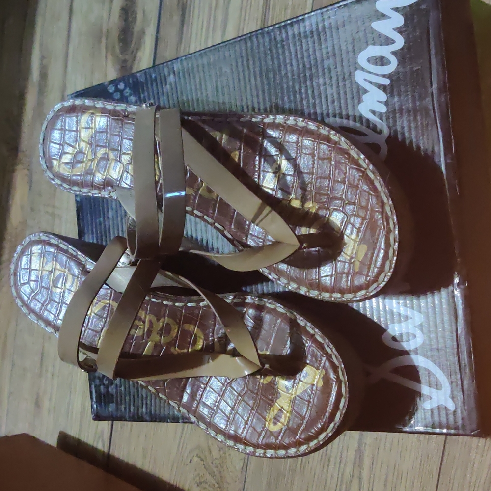 BNIB Sam Edelman Rashad almond wedge sandals